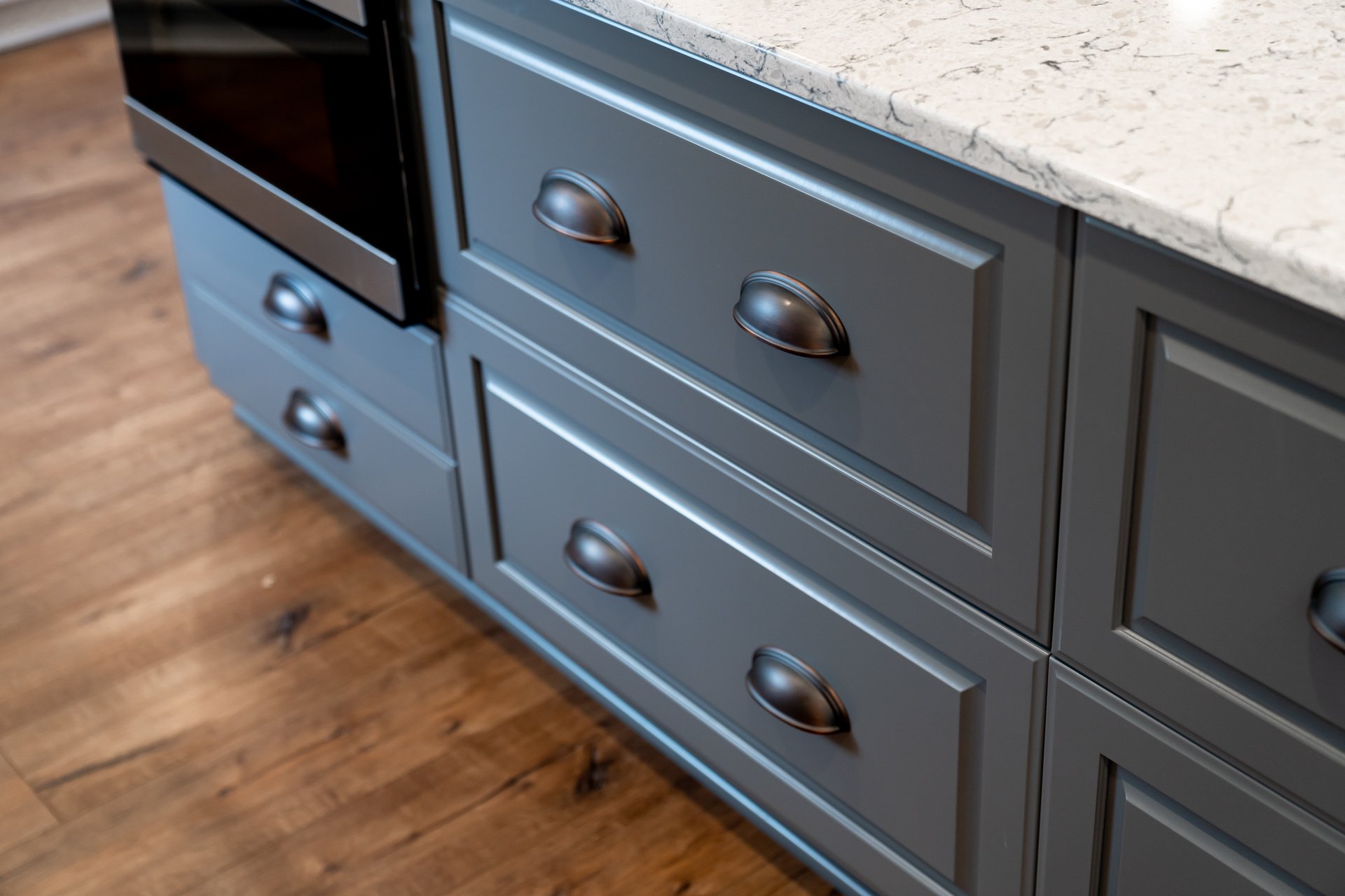 Cabinet detail