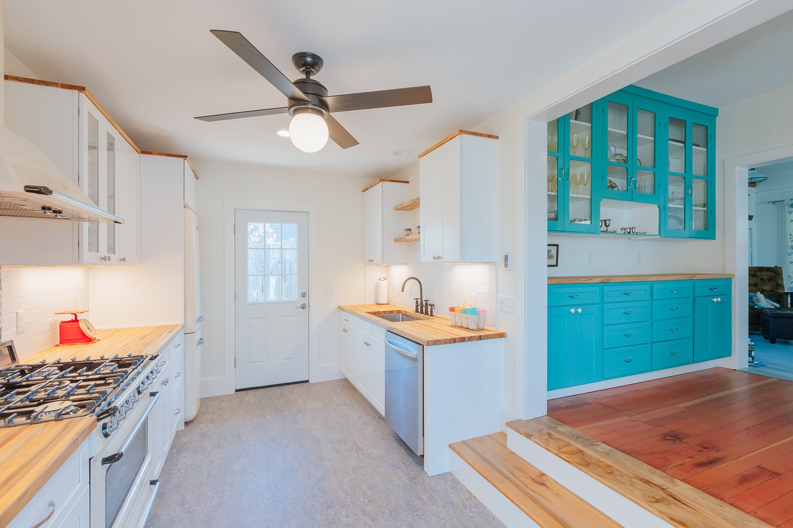 Kitchen and Built Ins 
