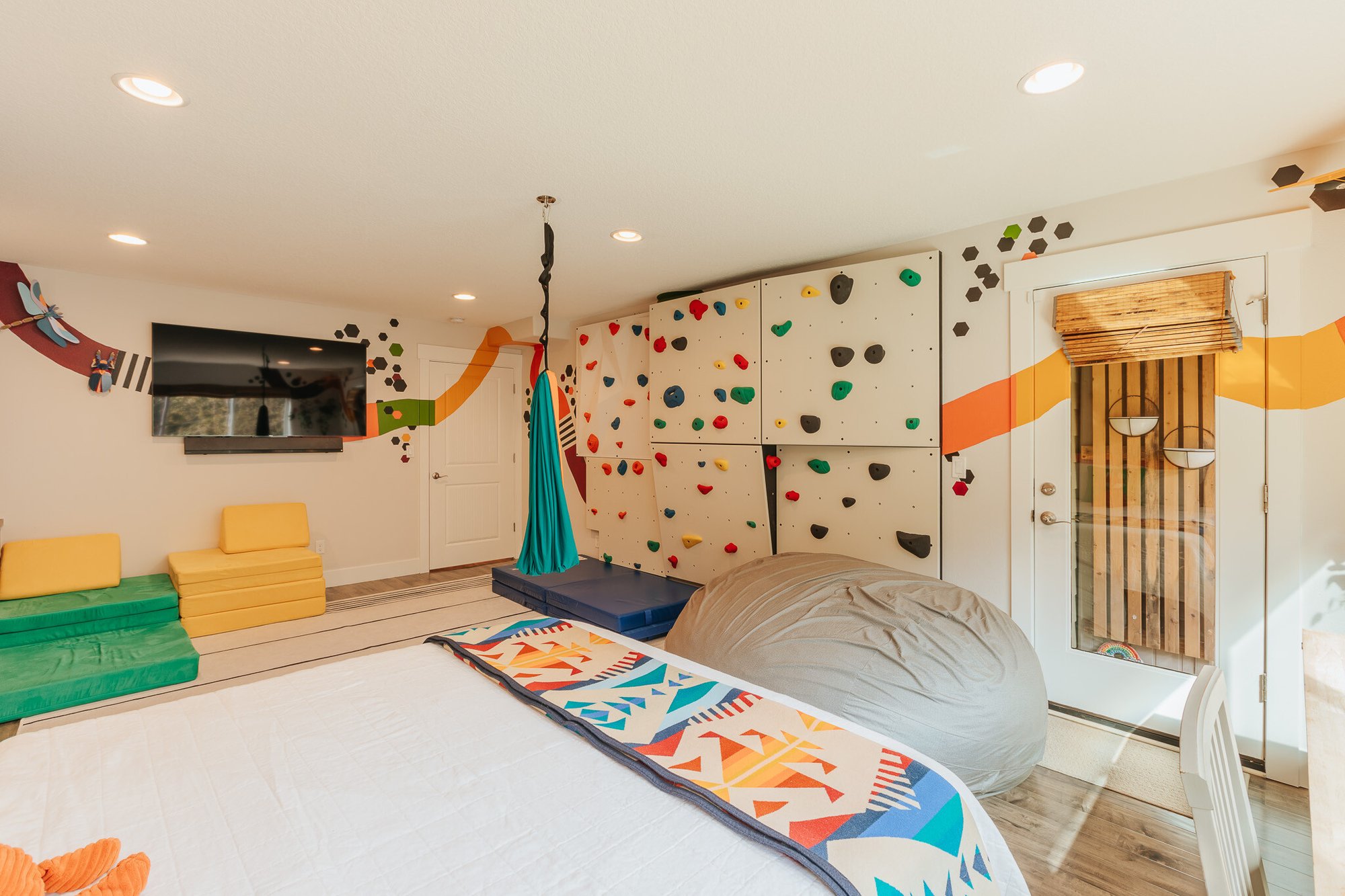 Color wall design