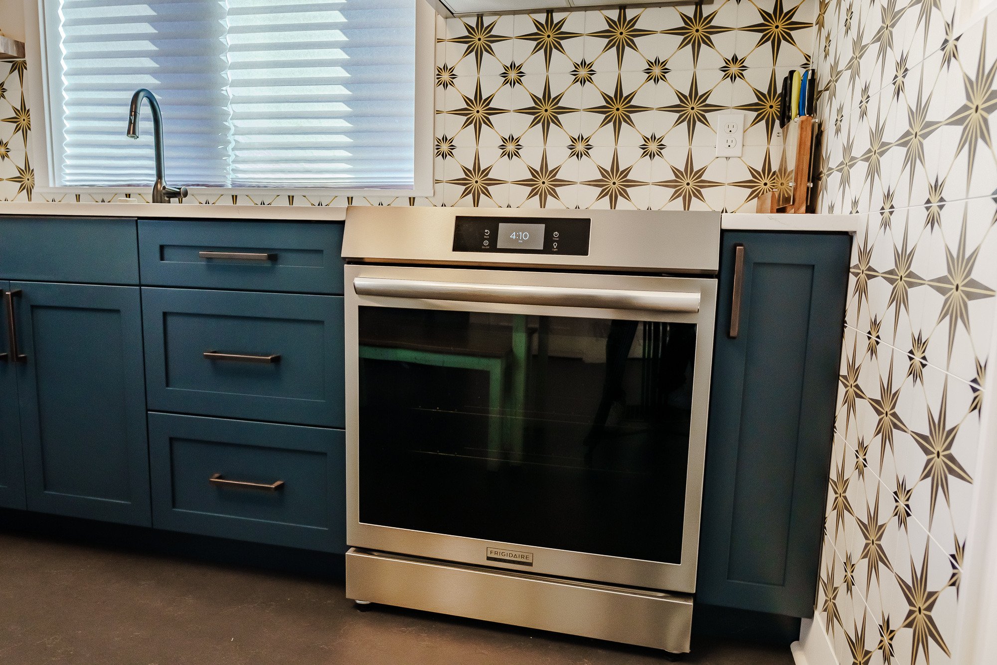 Kitchen Remodel Stove