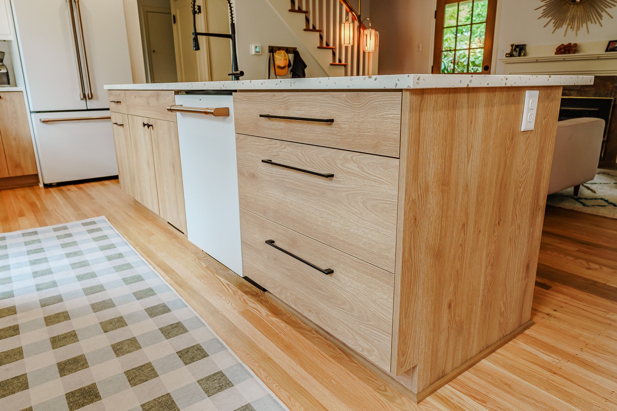Kitchen island