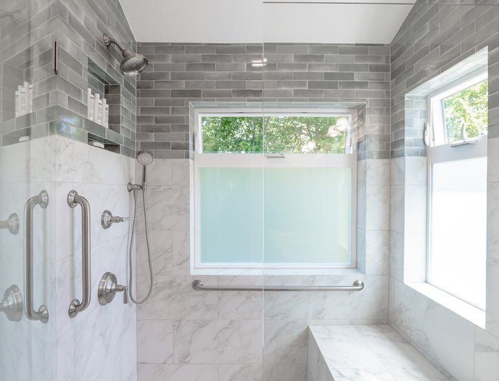 Frosted Tile Bath 