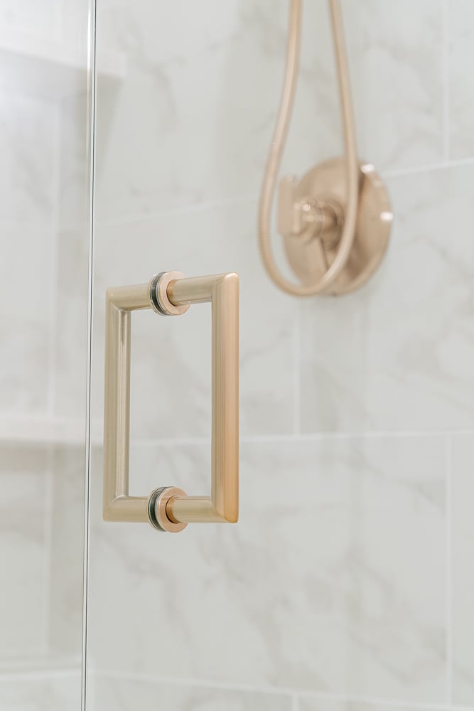 Shower Handle Detail