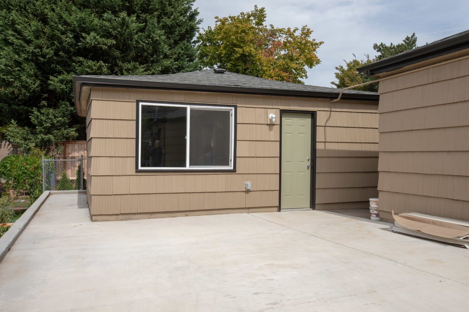 portland adu rules: brown detached adu