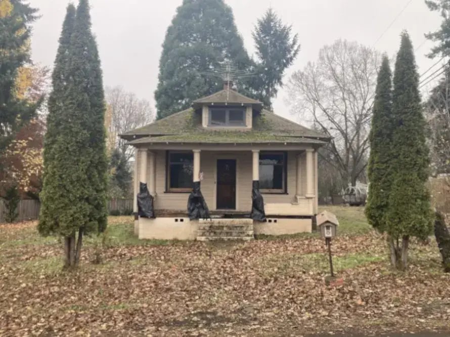 A historic home in Hillsboro Oregon before restoration