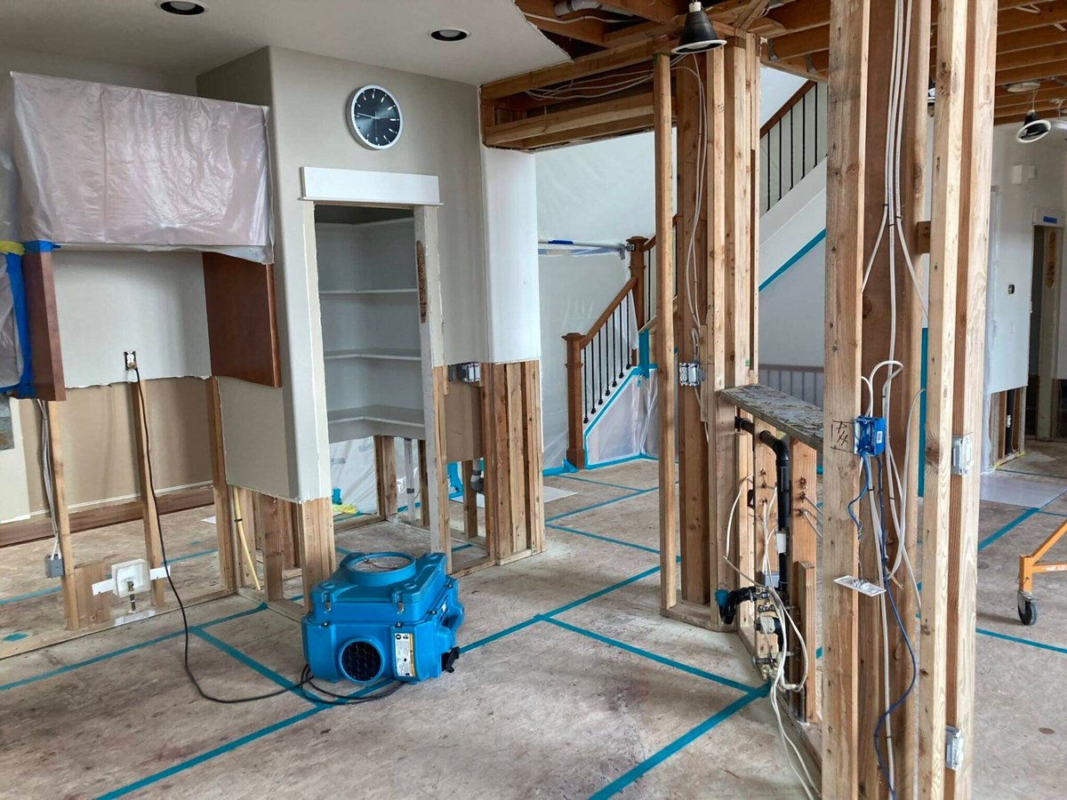 How to Work with a Restoration Contractor to do Insurance Repair