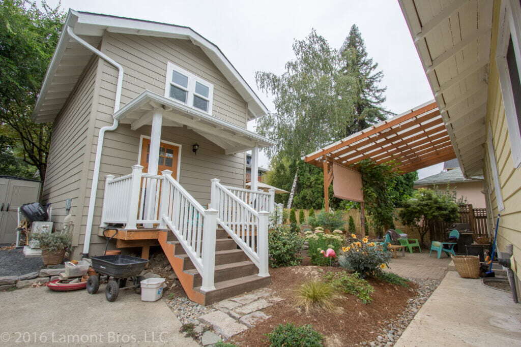 backyard accessory dwelling unit
