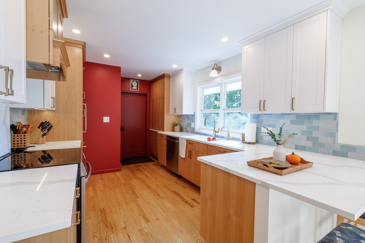 Red Wall Kitchen 25 - web-1