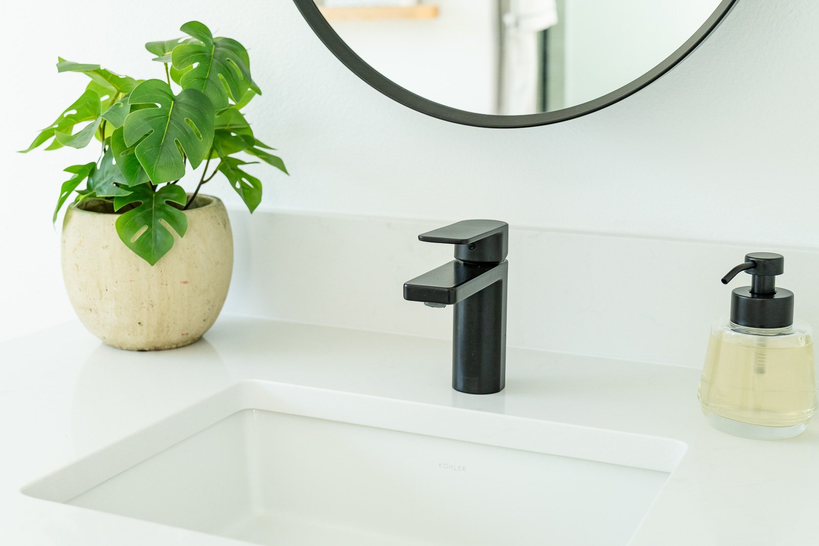 Close up of sink and vanity