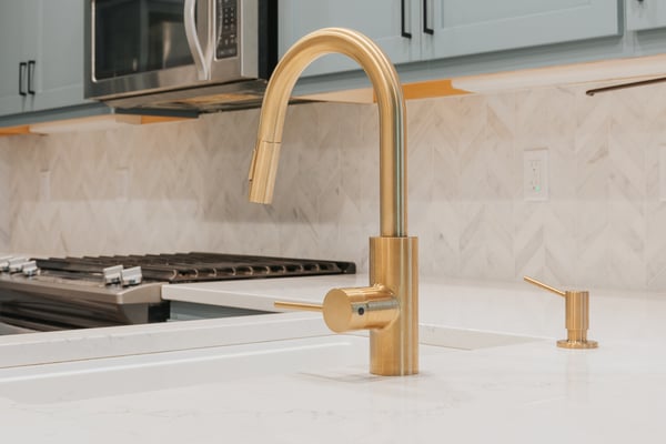 Quartz countertops in refresh