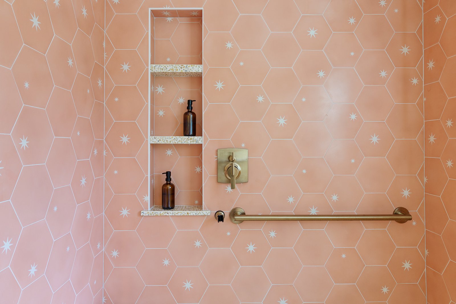 Vintage Pink Bathroom 25-20