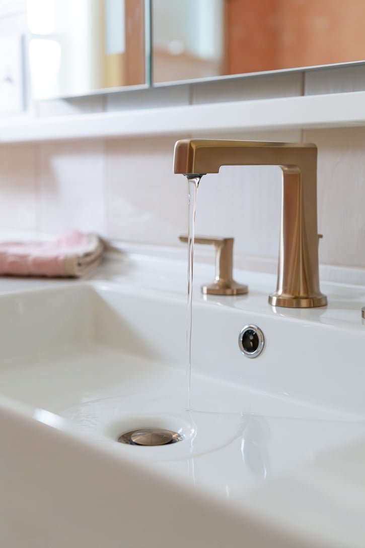 Vintage Pink Bathroom 25-9