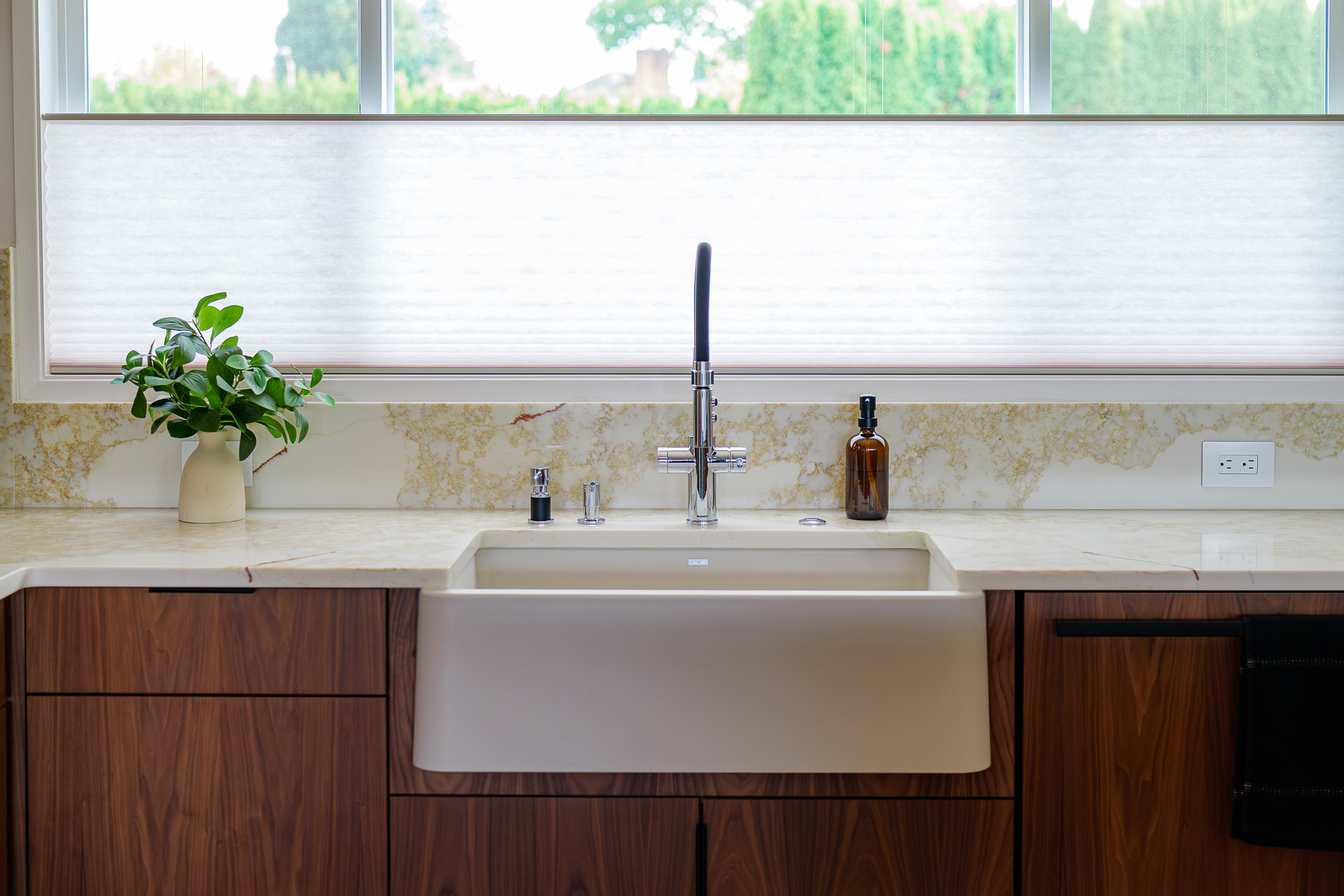 Walnut Modern Kitchen-13