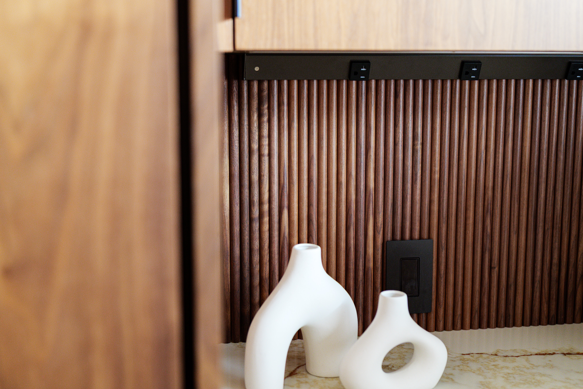 Walnut Modern Kitchen-15