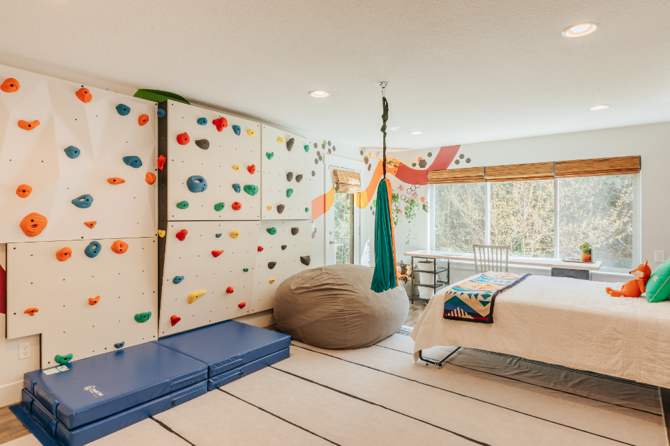 West Portland Park Kids Room Remodel