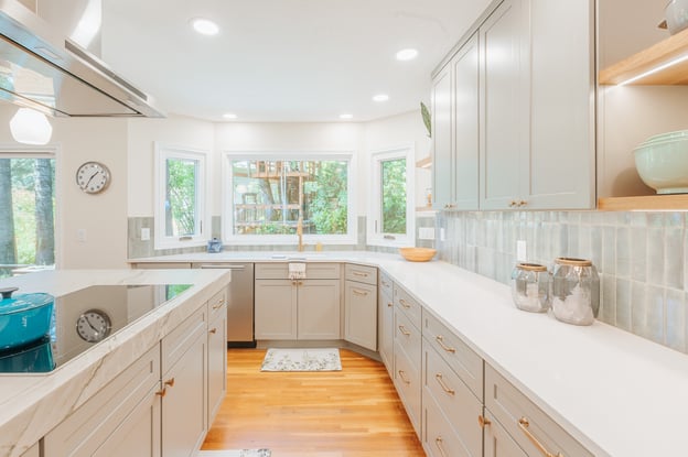 What Color Kitchen Cabinets Are Timeless? 8 Colors That Stand the Test of Time