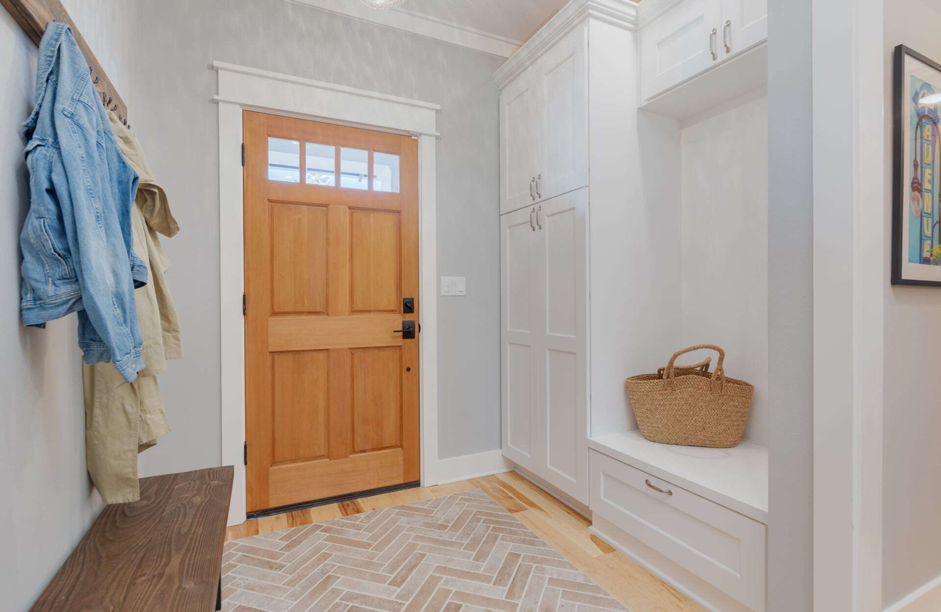 modern entryway ideas: mudroom