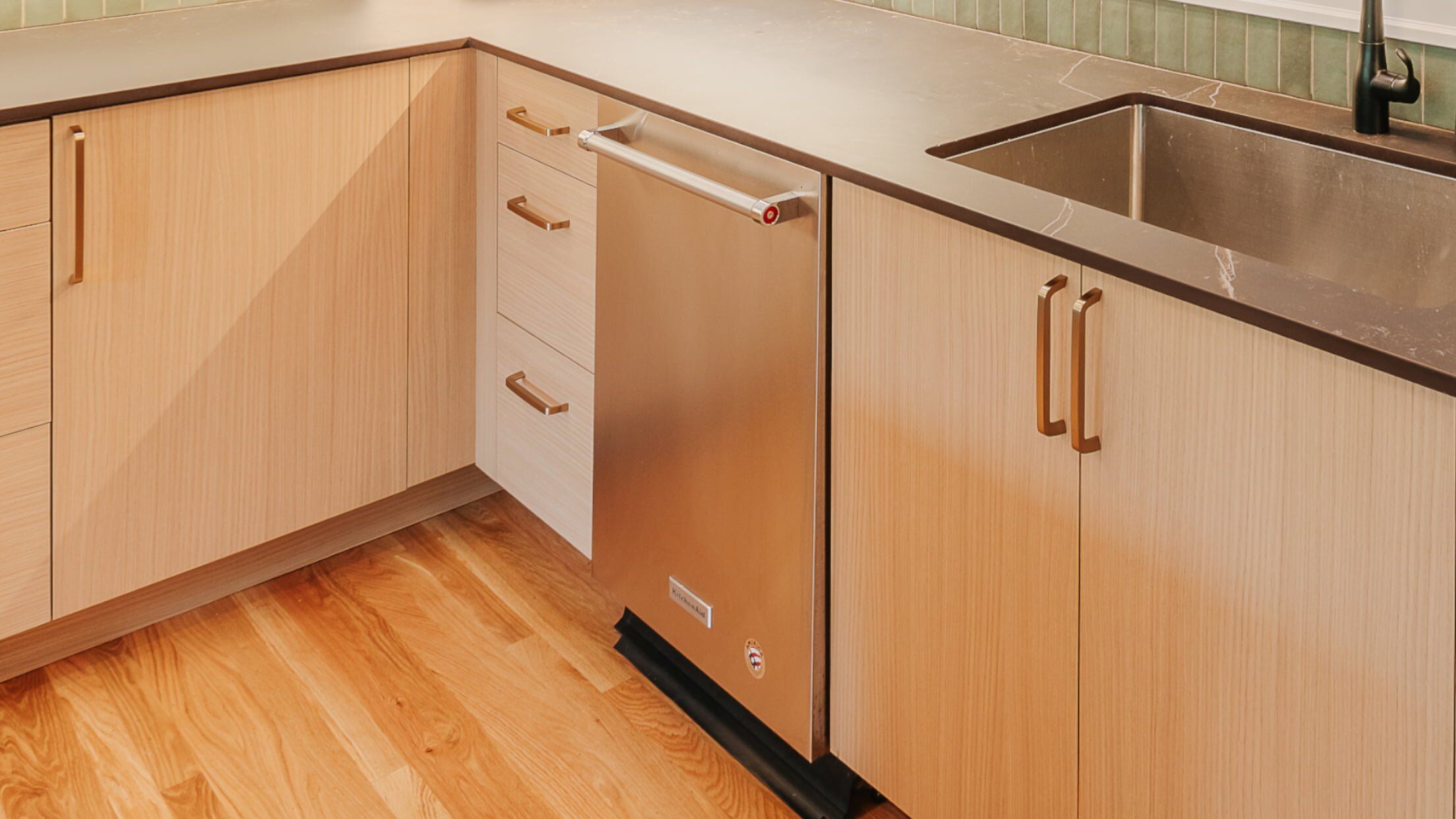 Stainless steel dishwasher