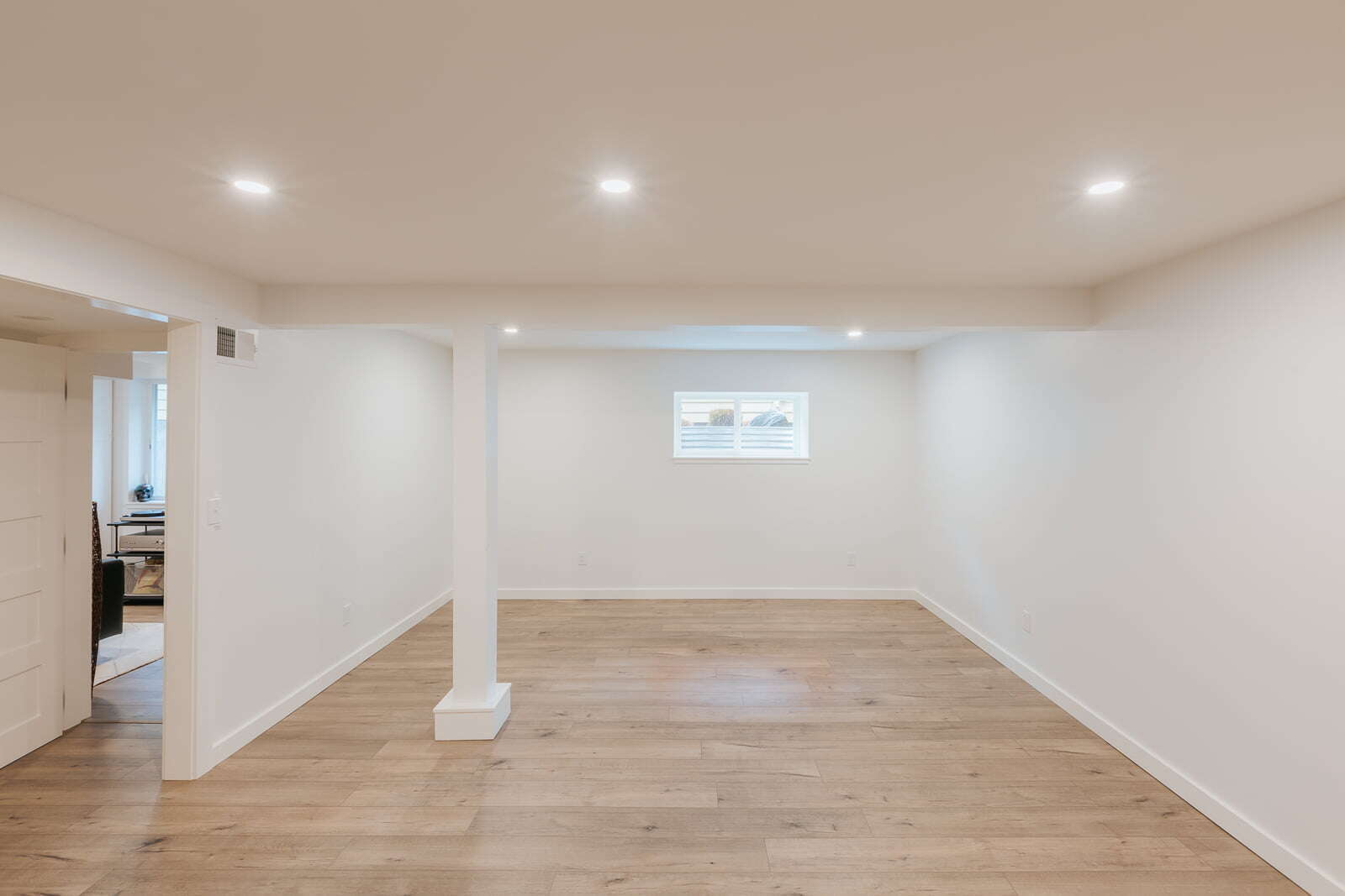 laminate flooring in a bedroom