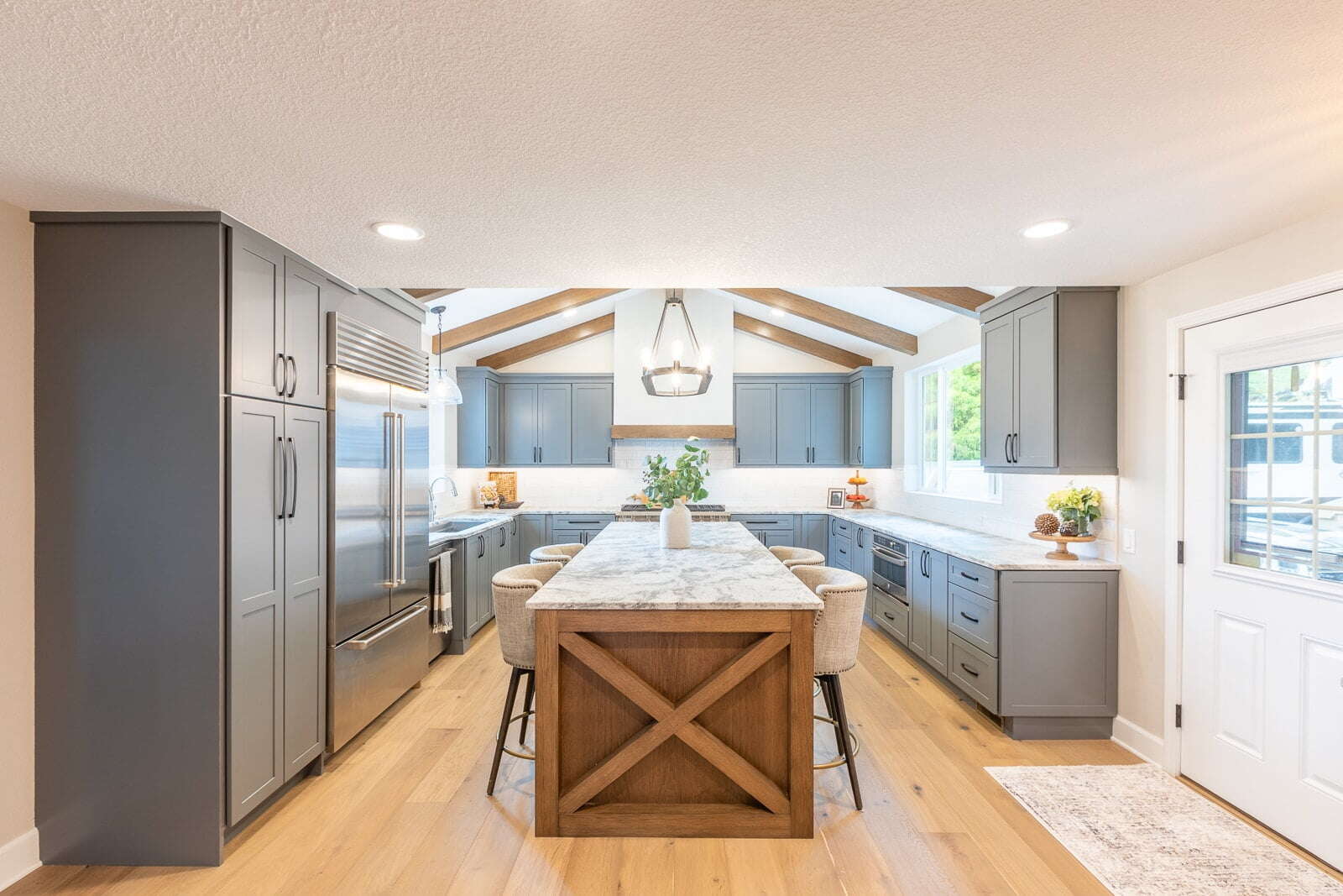 How to save costs on a kitchen remodel budget