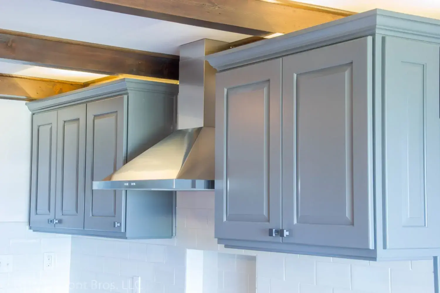 Cabinet Styles: Framed vs Frameless Cabinets