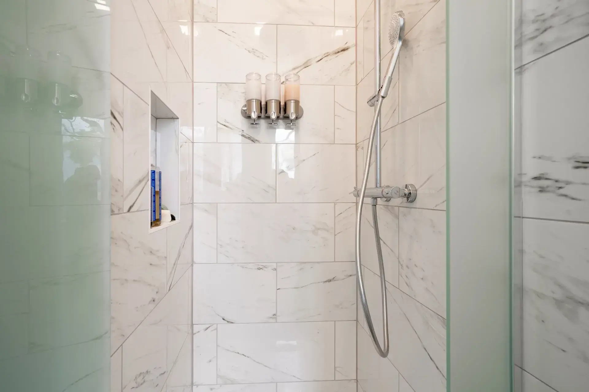 Porcelain vs Ceramic: When to Use Which Kind of Tile
