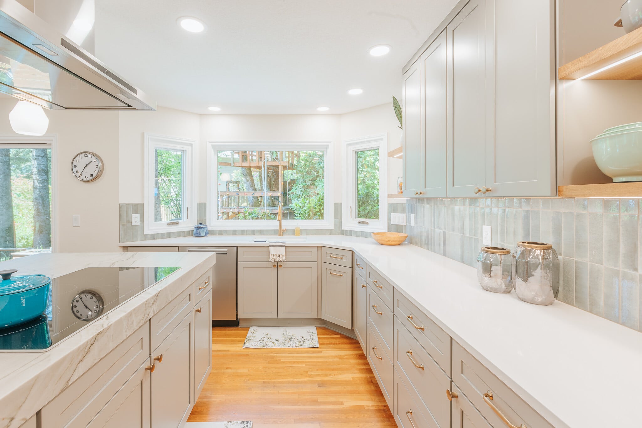 What Color Kitchen Cabinets Are Timeless? 8 Colors That Stand the Test of Time